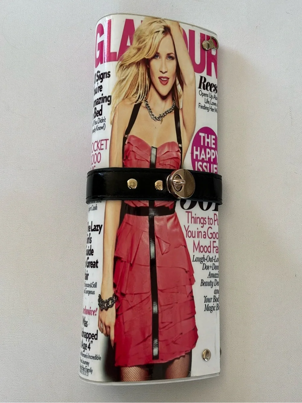 Magazine Novelty Cylinder Clutch Purse